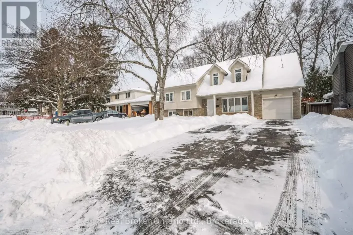 285 SURREY DRIVE, Oakville