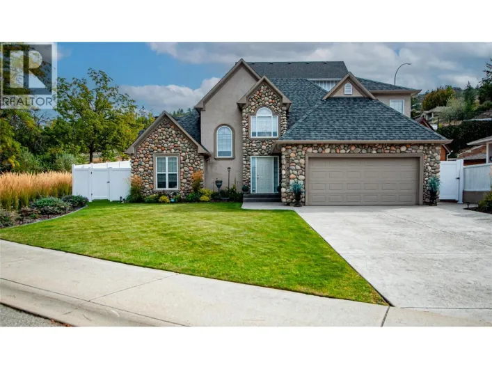 2852 JUNIPER Drive, Penticton