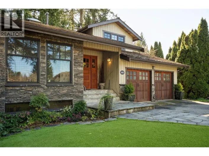 2857 VIOLET STREET, North Vancouver