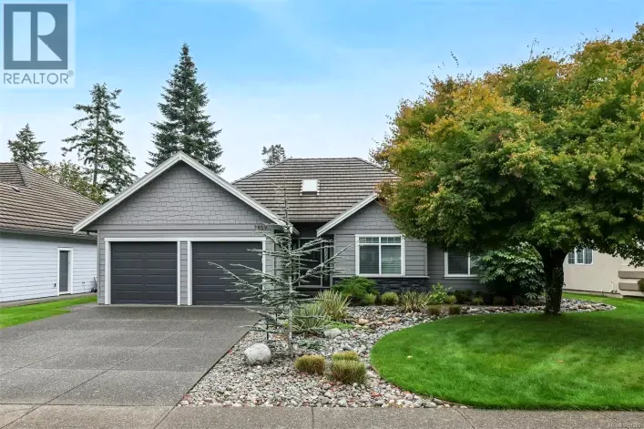 2859 ROYAL VISTA Way, Courtenay