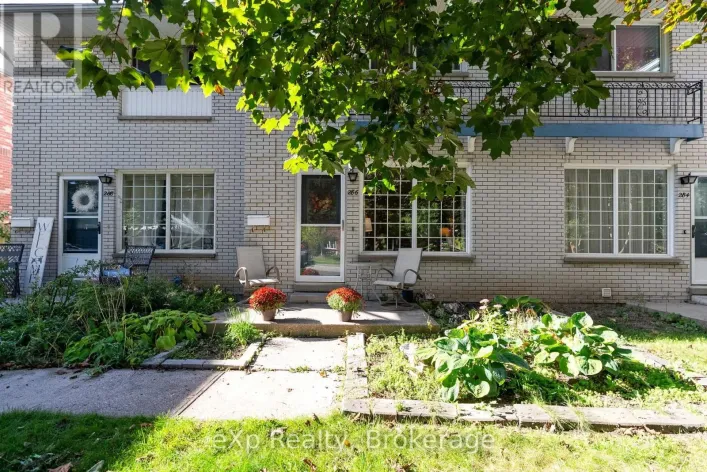 286 DUFFERIN STREET, Stratford