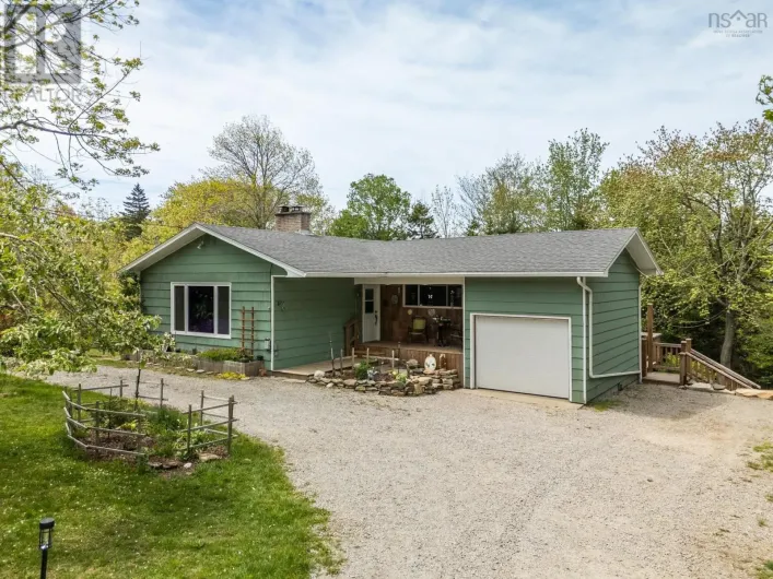 286 Haley Drive, Deerfield