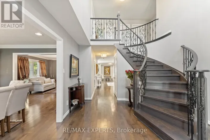 286 KIRBY CRESCENT, Newmarket