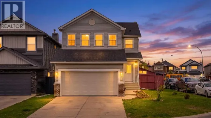 286 Martha's Manor NE, Calgary