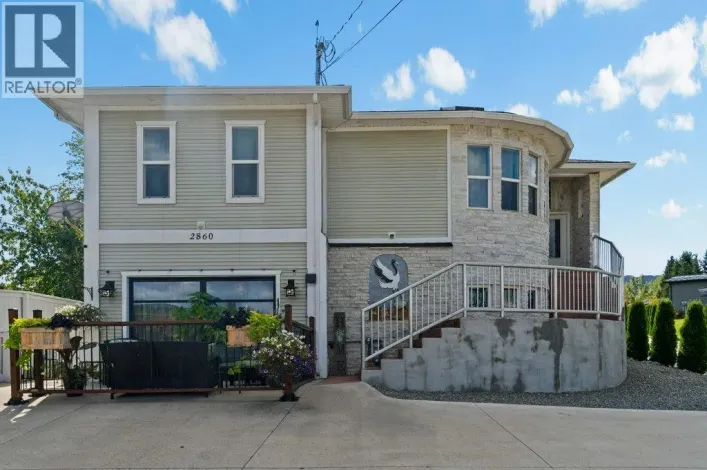 2860 15 Avenue NE, Salmon Arm