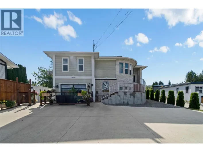 2860 15 Avenue NE, Salmon Arm