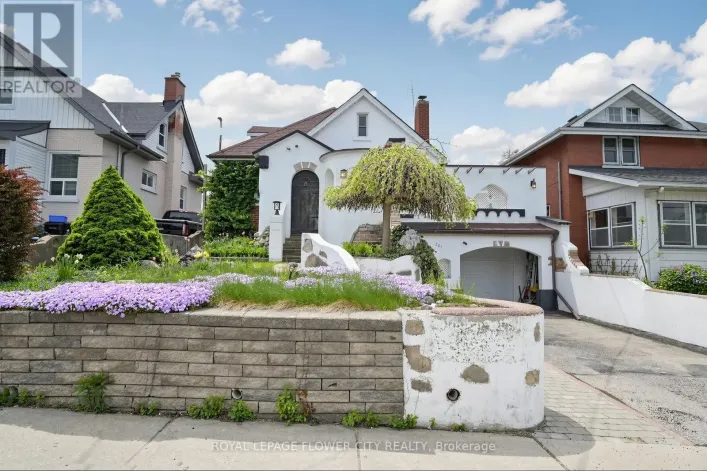287 COURTLAND AVENUE E, Kitchener