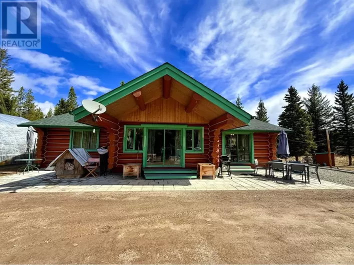 2875 SPOUT LAKE ROAD, Lac La Hache