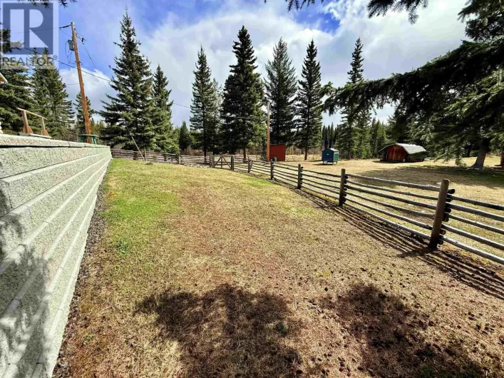 2875 SPOUT LAKE ROAD, Lac La Hache