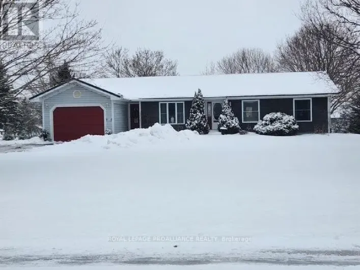 288 EDWARD STREET W, Stirling-Rawdon