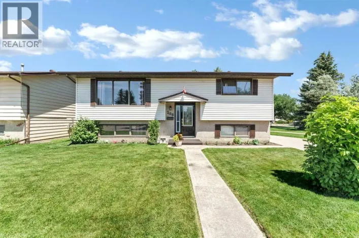 288 Ross Glen Drive SE, Medicine Hat