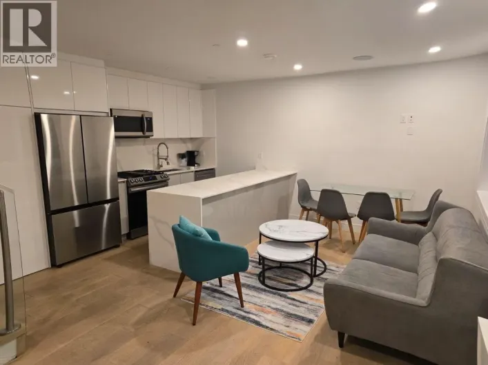 2881 E GEORGIA STREET, Vancouver