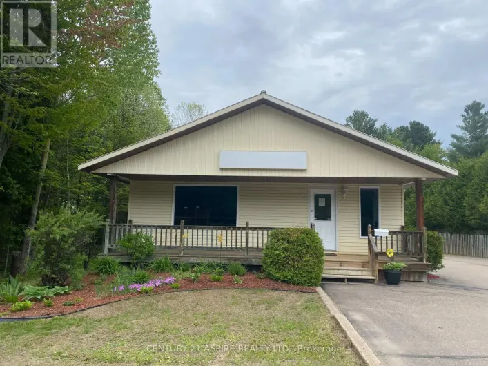 2889 PETAWAWA BOULEVARD, Petawawa