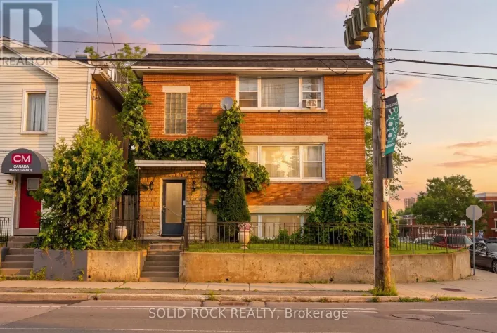 289 MCARTHUR AVENUE, Ottawa