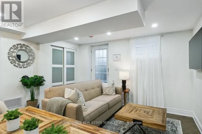 289 POTTS TERRACE, Milton