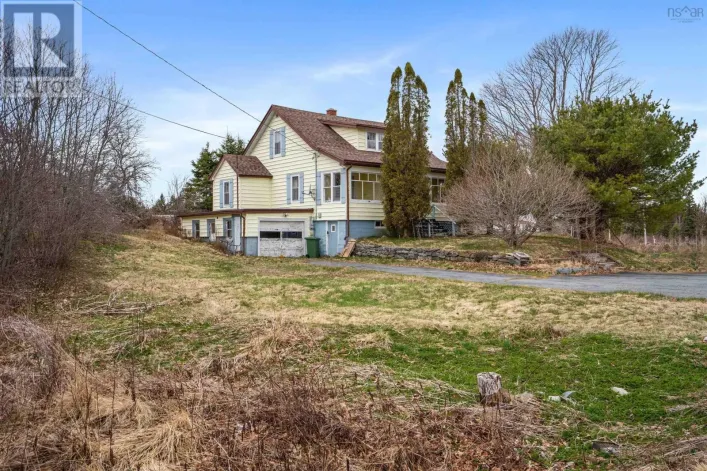 28915 Highway 7, Moser River