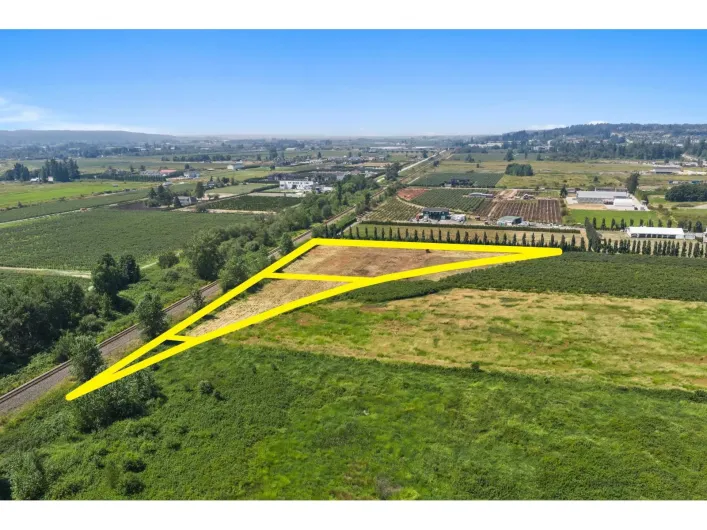 2.891AC 56 AVENUE, Surrey