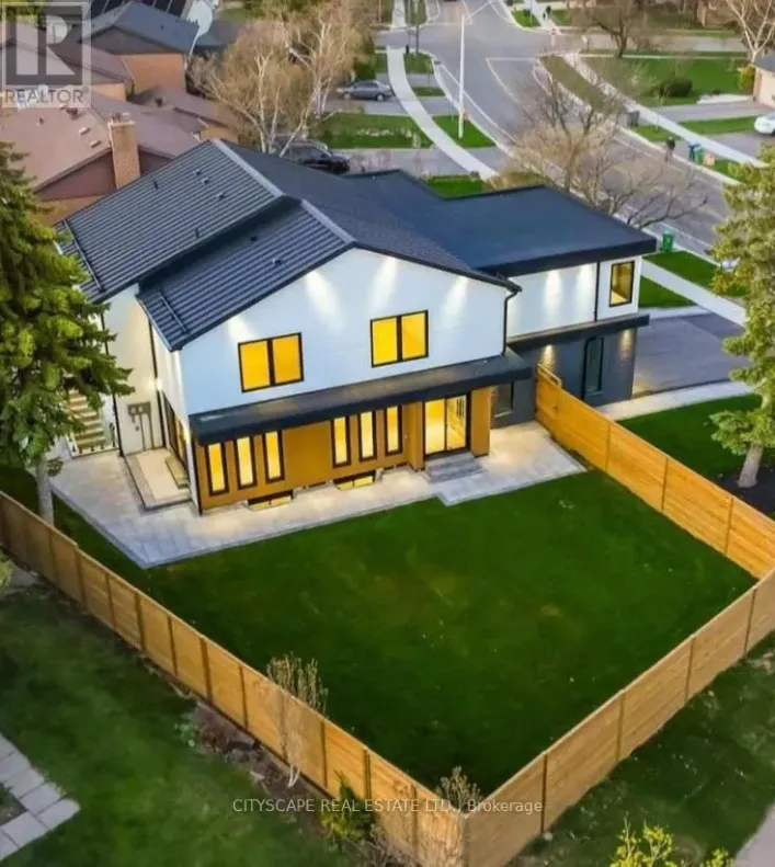 2893 FOLKWAY DRIVE, Mississauga