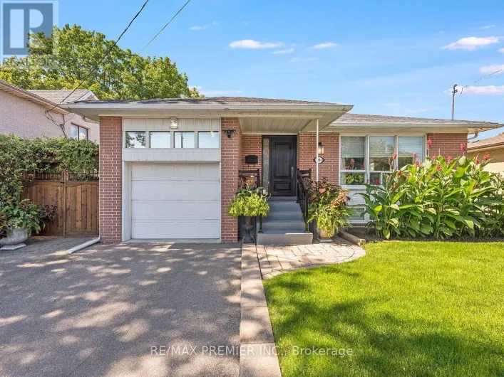 2894 WESTON ROAD, Toronto
