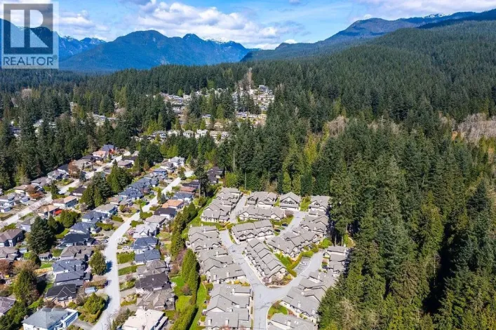 29 1550 LARKHALL CRESCENT, North Vancouver