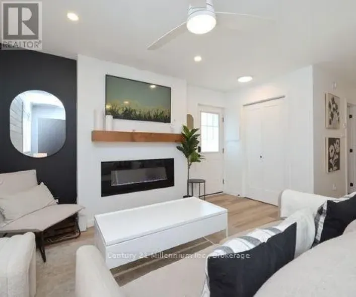 29 - 17 DAWSON DRIVE, Collingwood