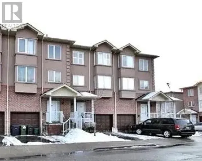29 - 3053 FINCH AVENUE W, Toronto