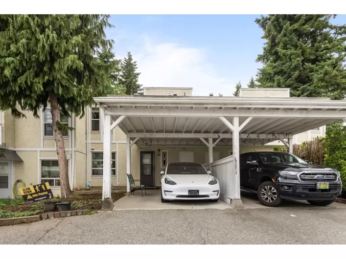 29 3075 TRETHEWEY STREET, Abbotsford