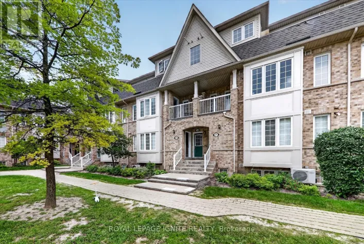 29 - 42 PINERY TRAIL, Toronto