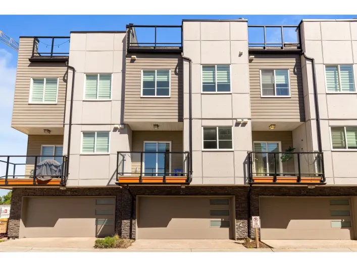 29 8140 166 STREET, Surrey