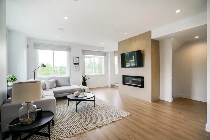 29 8140 166 STREET, Surrey