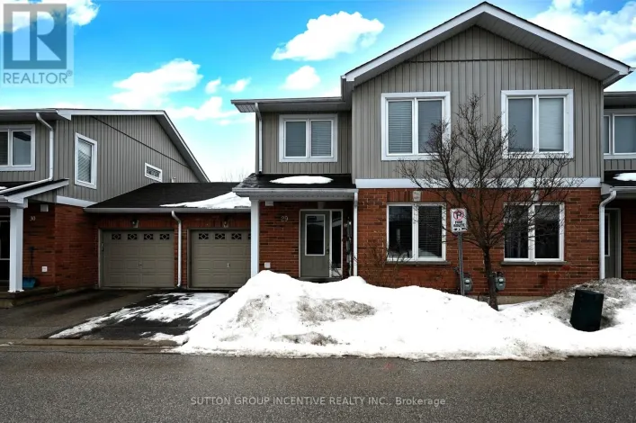 29 - 90 SOVEREIGN'S GATE, Barrie