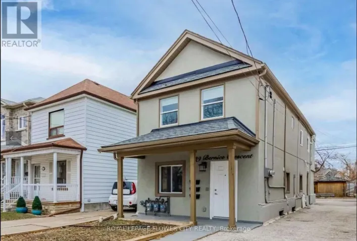 29 BERNICE CRESCENT, Toronto