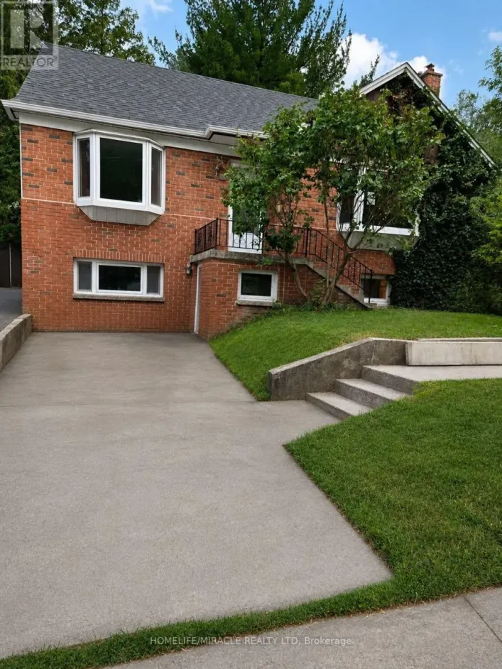 House for sale: 29 CODSELL AVENUE, Toronto