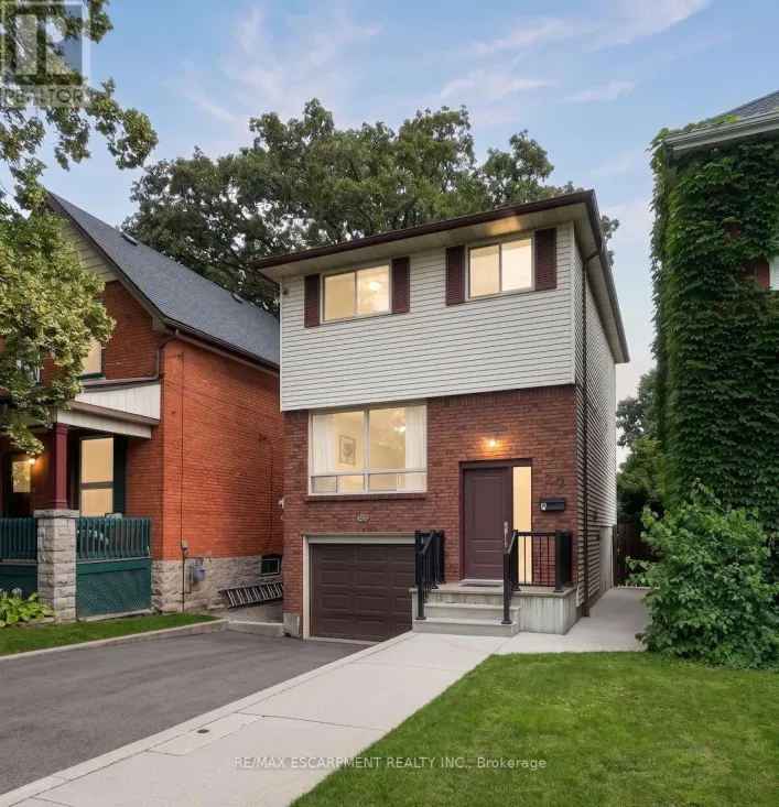 29 EAST 23RD STREET, Hamilton