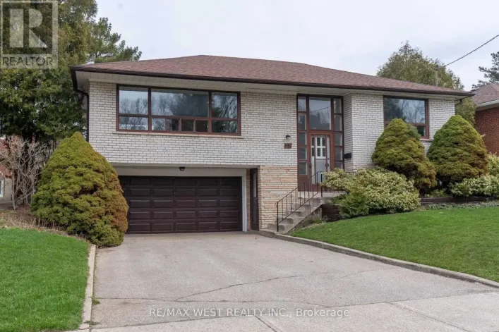 29 FULWELL CRESCENT, Toronto