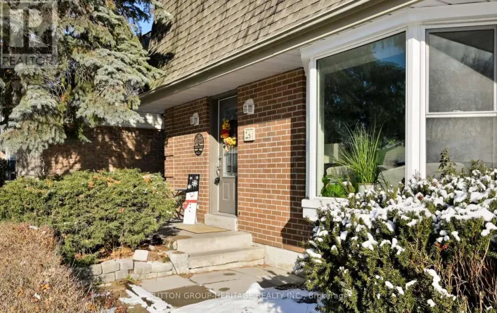 29 GLENMOUNT COURT, Whitby