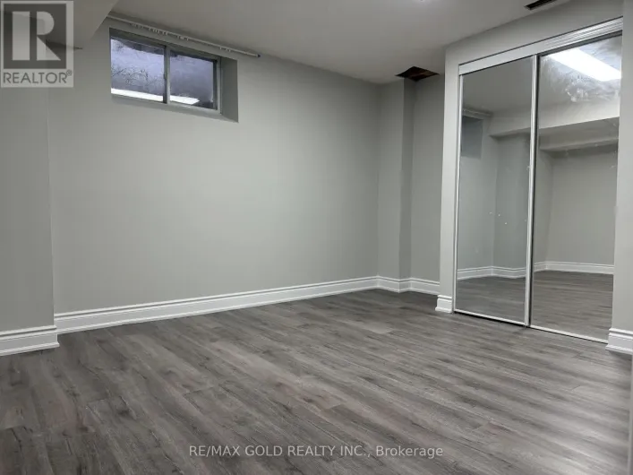 29 HOLLYBUSH STREET, Brampton