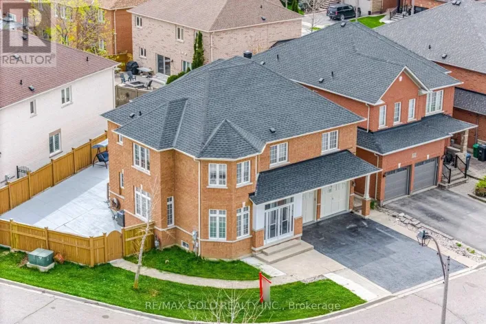 29 LAURENTIDE CRESCENT, Brampton