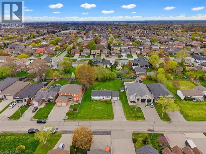 29 LECKIE Avenue, Stoney Creek
