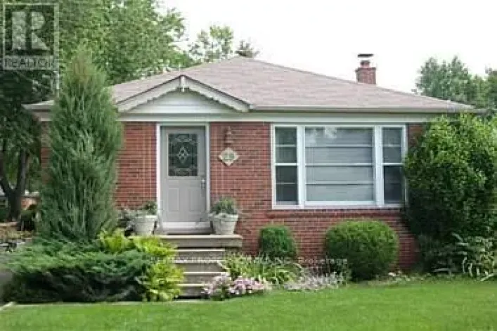 29 MAPLE AVENUE N, Mississauga