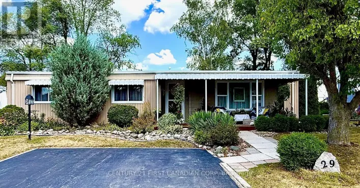 29 MAPLE GROVE COURT, South Huron