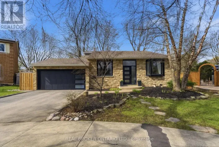 29 MELISSA CRESCENT, Hamilton