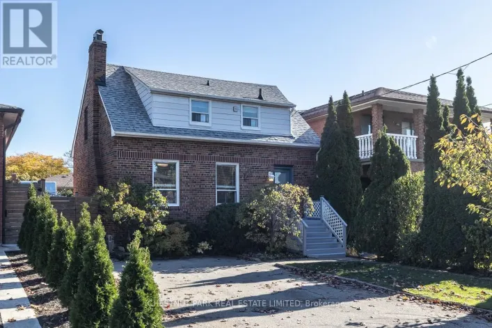 29 MULHOLLAND AVENUE W, Toronto