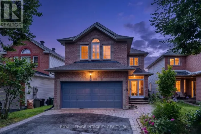 29 NORTOBA CRESCENT, Ottawa