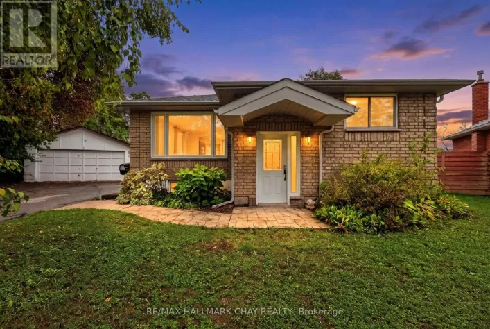29 OAKLEY PARK SQUARE, Barrie