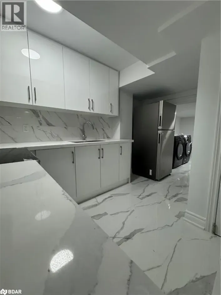 29 PADDINGTON Grove Unit# Lower, Barrie