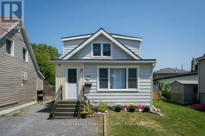 29 PELHAM STREET, Quinte West