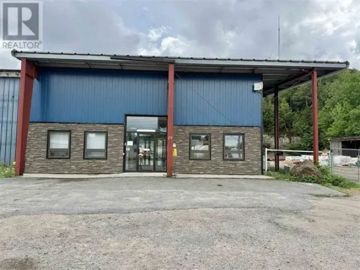 29 Perini RD, Elliot Lake