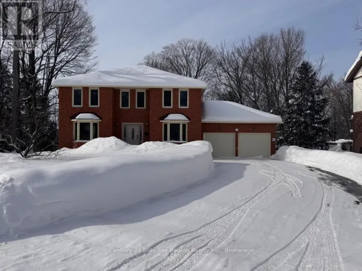 29 ROBINHOOD COURT, North Bay