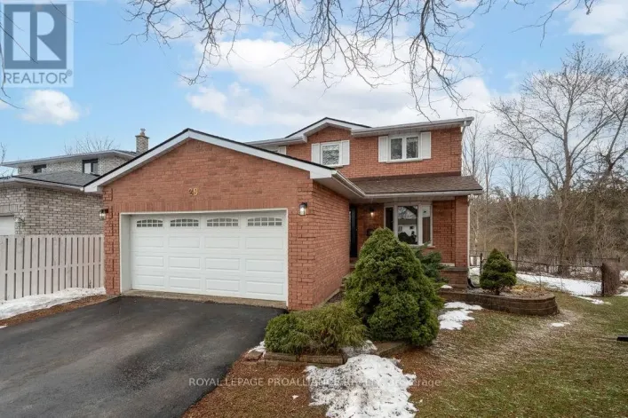 29 SHERWOOD CRESCENT, Belleville